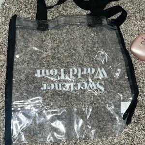 Weetner world tour clear bag